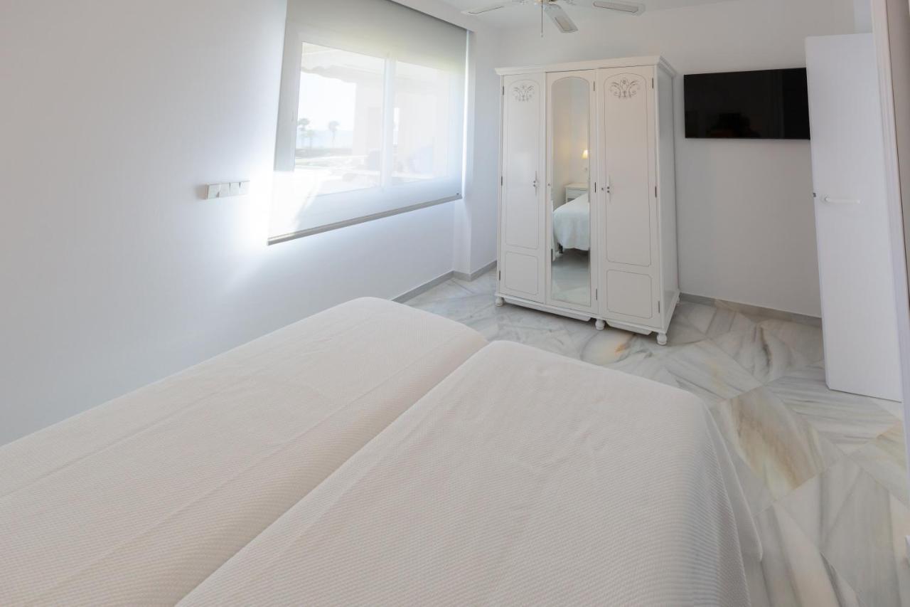 Apartamentos Las Americas Islantilla Extérieur photo